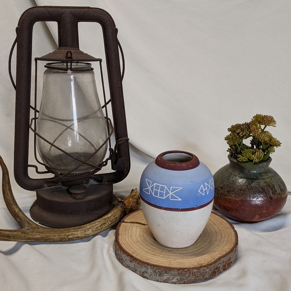 Native Pottery - Picture 7 of 11